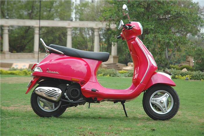 New Vespa VX 125  review, test ride