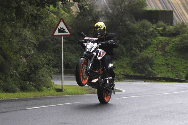 KTM 390 Duke India review, test ride