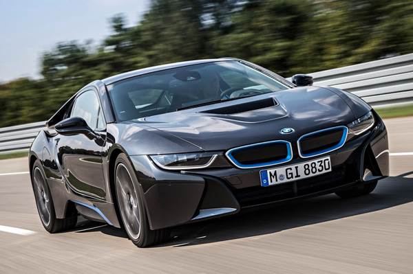 New BMW i8 review, test drive