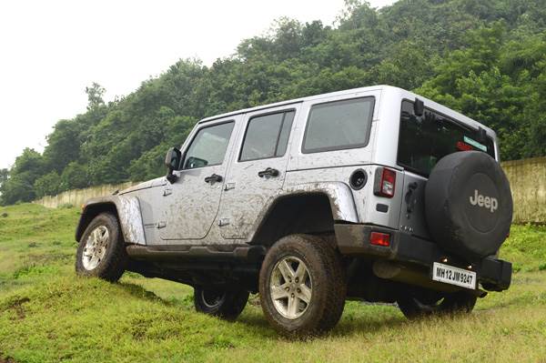 Jeep Wrangler Unlimited review, test drive 