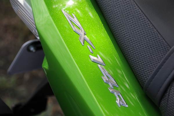 2013 Kawasaki Ninja ZX-14R review, test ride - Introduction 