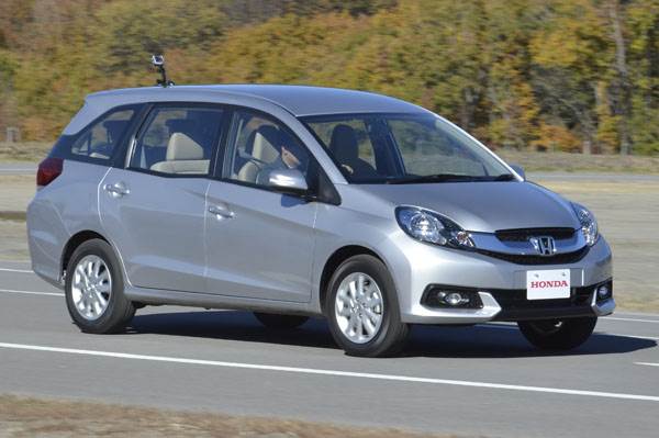 2013 New Honda Mobilio MPV review