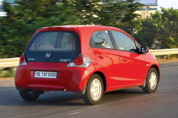 Hyundai Grand i10 vs Maruti Swift vs Honda Brio comparison