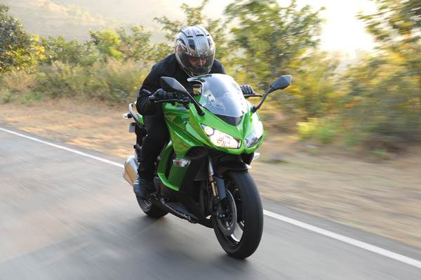 New Kawasaki Ninja 1000 review, test ride