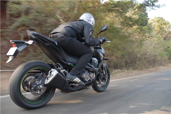 New Kawasaki Z800 review, test ride