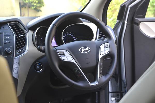 New Hyundai Santa Fe India review, test drive