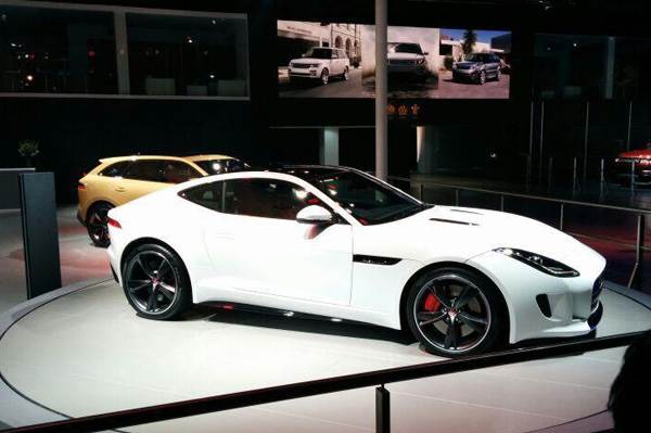 Jaguar F-Type coupe launched at Rs 1.21 crore