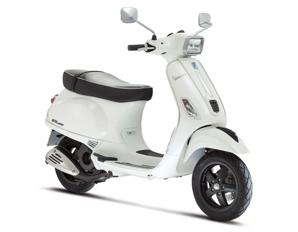 Og så videre Breddegrad arrangere Piaggio Vespa S scooter goes on sale | Autocar India