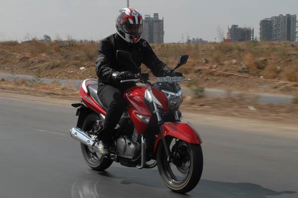 Suzuki Inazuma review, test ride