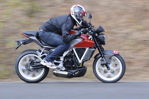 Hyosung GD250N first look review