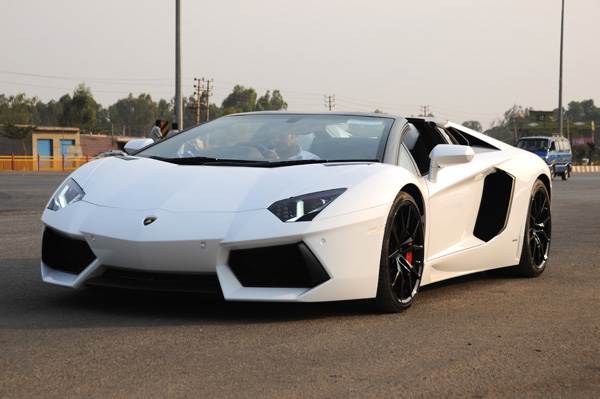 Lamborghini Aventador Roadster India review, test drive