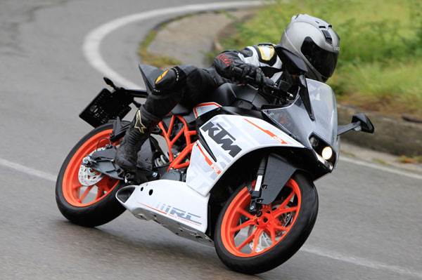 KTM RC390 review, test ride