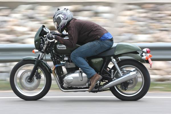 Triumph Thruxton review, test ride