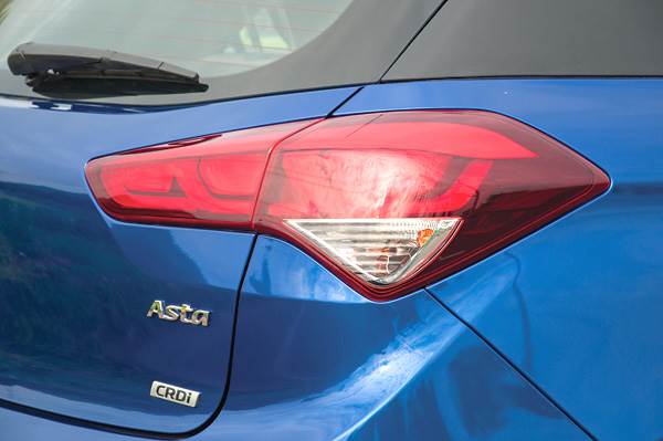 Hyundai Elite i20 review, road test