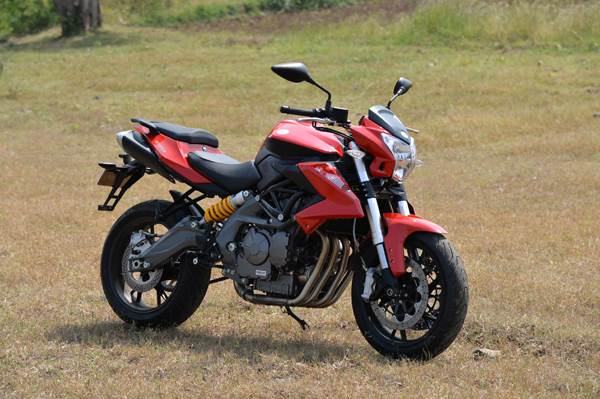 Benelli TNT600i review, test ride