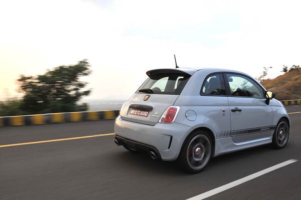 Fiat Abarth 595 Competizione review, test drive