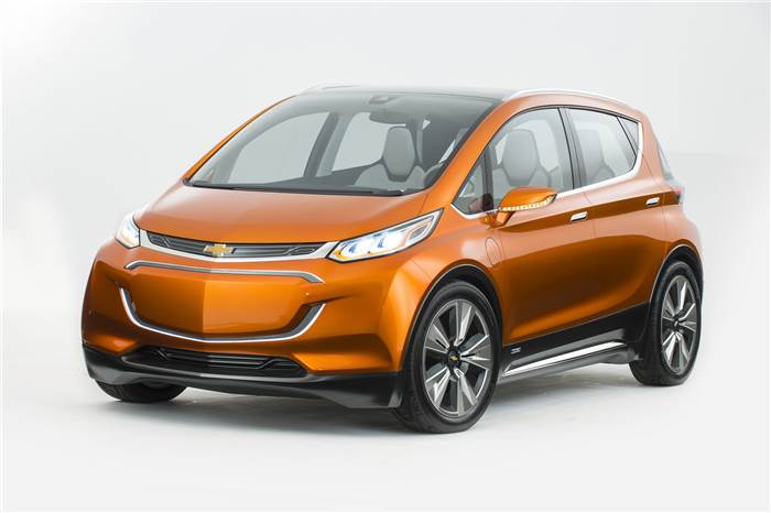 Chevrolet Bolt EV unveiled at Detroit motor show 2015