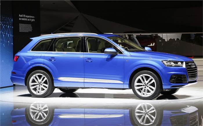 New Audi Q7 showcased at Detroit motor show 2015