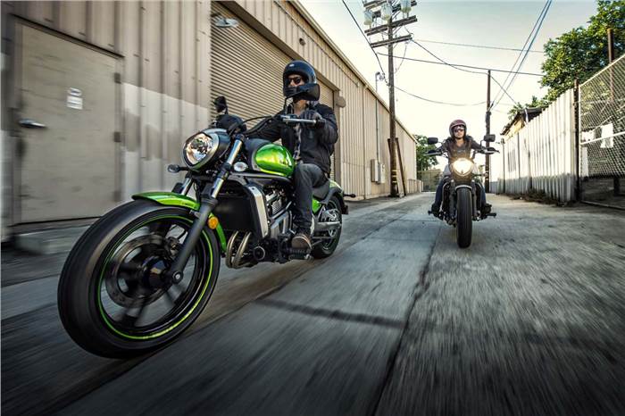 Kawasaki Vulcan S first look 