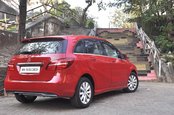 2015 Mercedes-Benz B 200 CDI India review, test drive