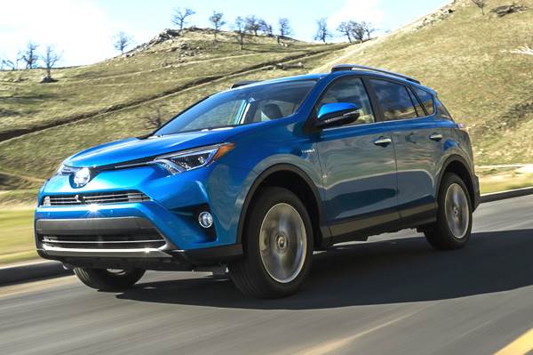 Facelifted Toyota RAV4 unveiled