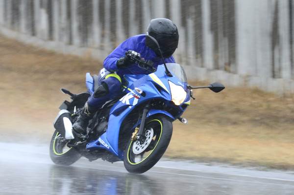 Suzuki Gixxer SF review, test ride