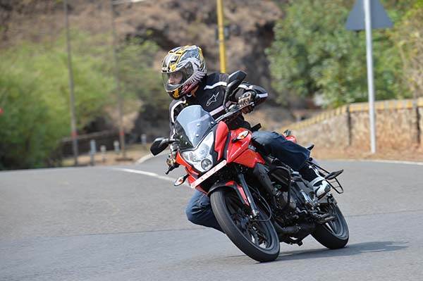 Bajaj Pulsar AS 150, AS 200 review, test ride