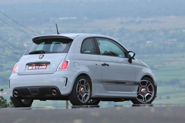 Fiat Abarth 595 to launch on August 4, 2015