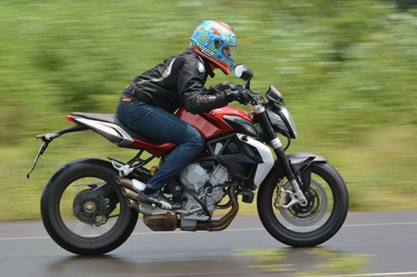 2015 MV Agusta Brutale 800 review, first ride