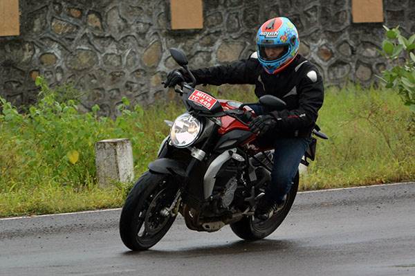 2015 MV Agusta Brutale 800 review, first ride