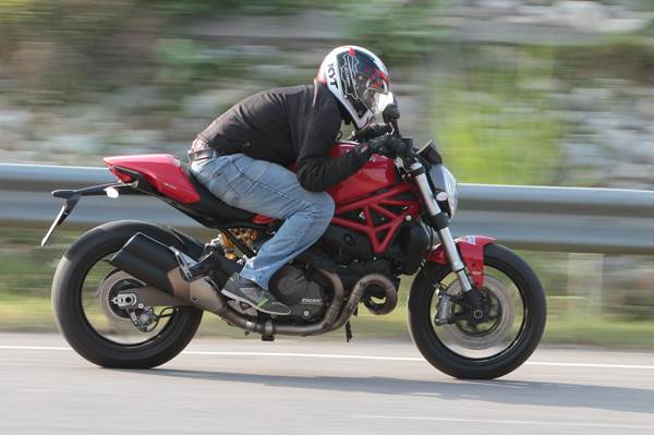 Ducati Monster 821 review, test ride