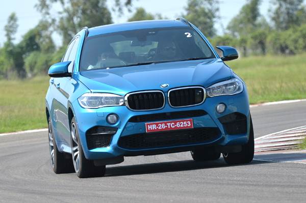 BMW X5M, X6M track drive