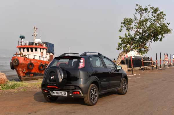 Fiat Avventura 'Powered by Abarth' review, test drive