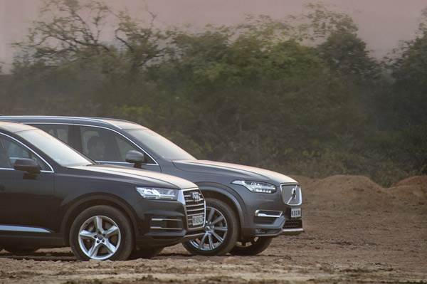 New Audi Q7 vs new Volvo XC90 comparison