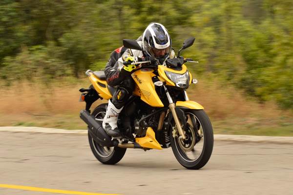 2016 TVS Apache RTR 200 review, test ride