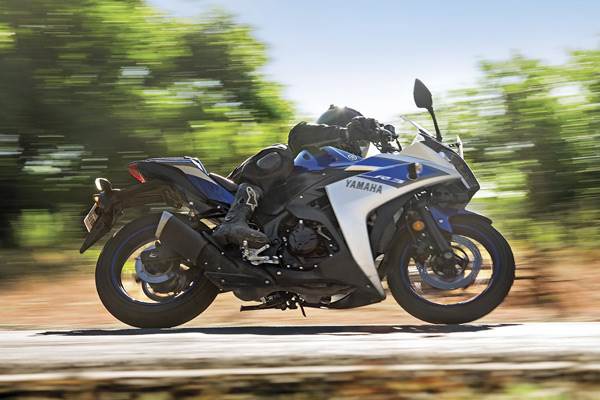 Yamaha YZF-R3 review, road test