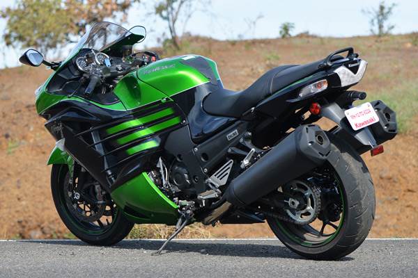 2016 Kawasaki Ninja ZX-14R review, test ride