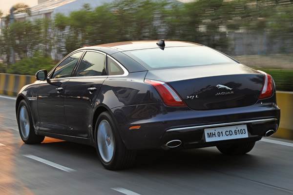 Jaguar XJ 3.0D facelift review, test drive