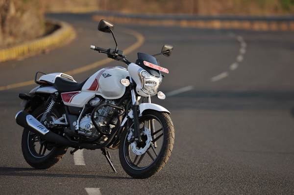 Bajaj V15 review, road test