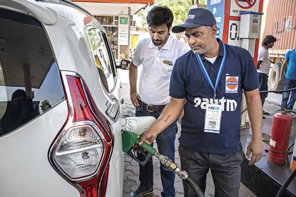 Delhi to Mumbai in less than one tank of fuel