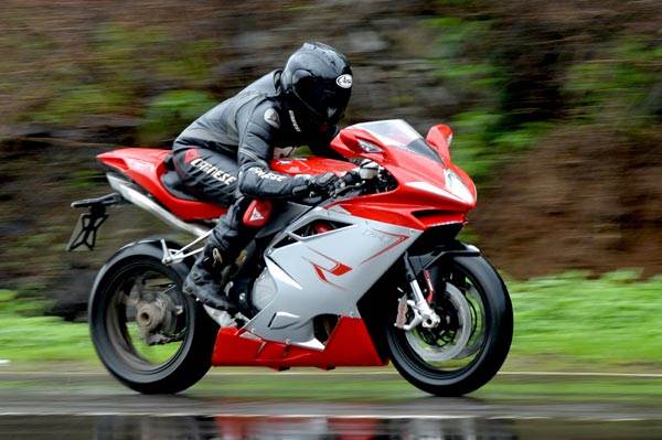 MV Agusta F4 review, test ride