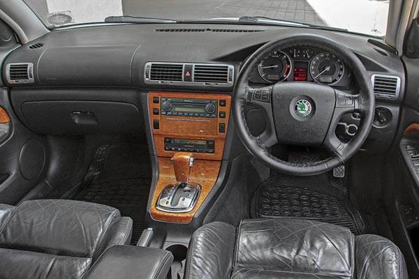 Three generations of the Skoda Superb 