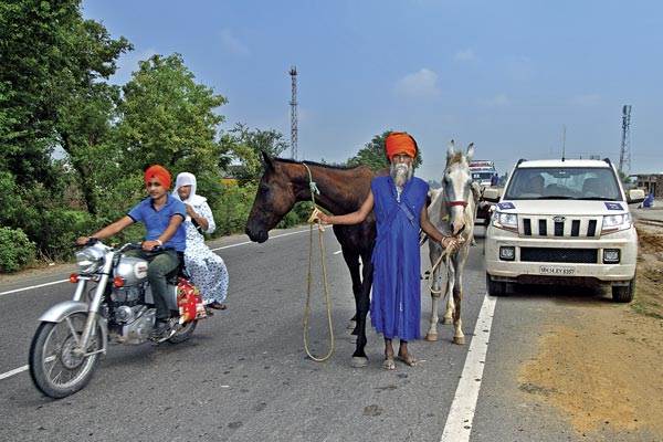 Mahindra Adventure: Kashmir to Kanyakumari drive feature