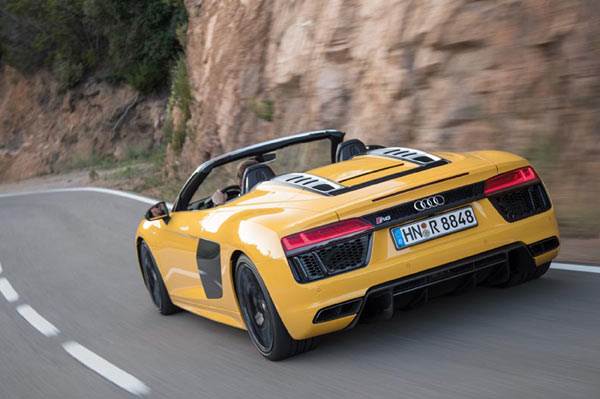 2016 Audi R8 V10 Spyder review, test drive