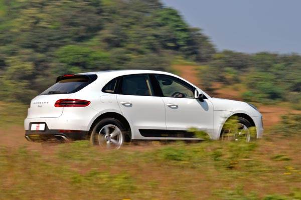 2016 Porsche Macan 2.0 petrol review, test drive