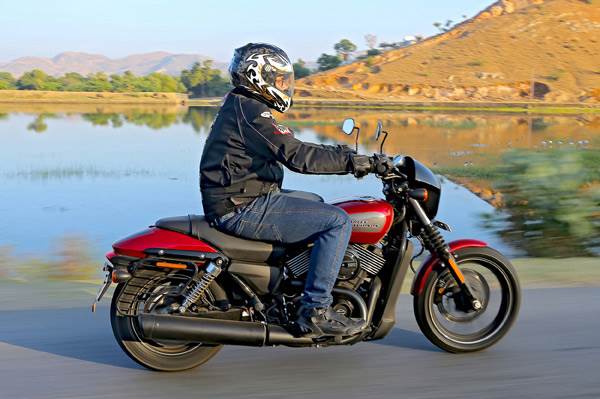 2017 Harley-Davidson Street 750 ABS review, test ride