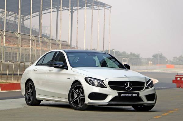 2017 Mercedes-AMG C 43 review, track drive