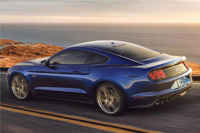 Facelifted Ford Mustang revealed