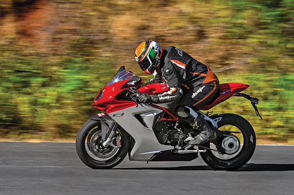 MV Agusta F3 800 review, test ride