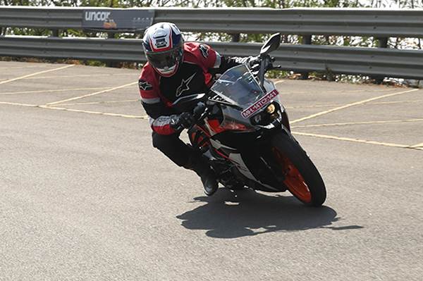 2017 KTM RC390 review, test ride